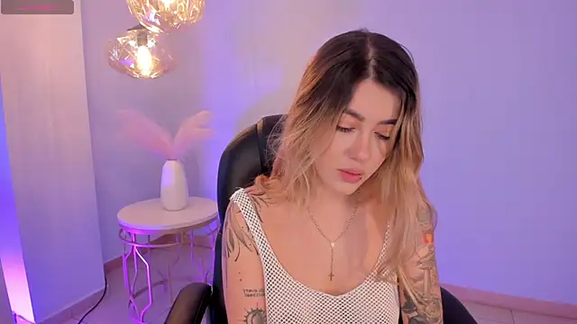 EveBensonX online show from 09/12/25, 07:47