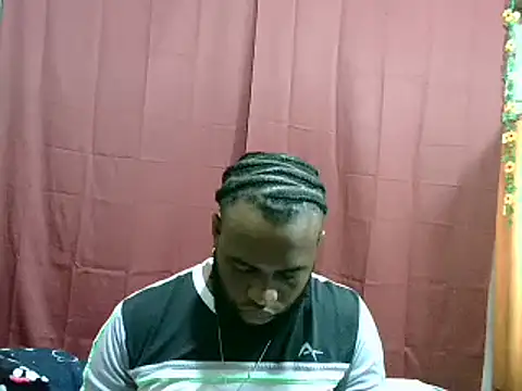 2ocmaxi online show from 02/13/25, 07:10