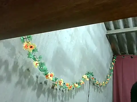 2ocmaxi online show from 10/09/25, 07:34