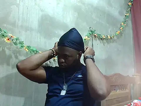 2ocmaxi online show from 02/20/26, 05:13