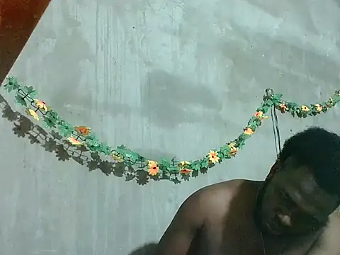 2ocmaxi online show from 02/22/26, 06:17