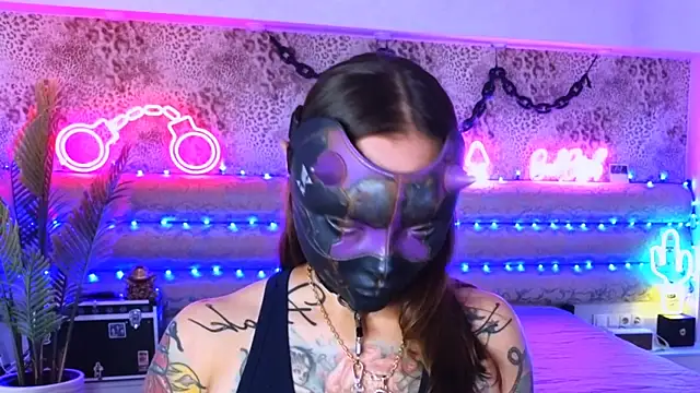 Cool Freak  online show from 10/06/25, 10:34