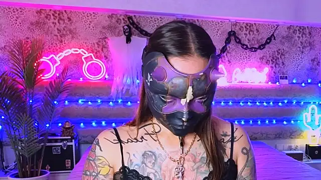 Cool Freak  online show from 10/27/25, 10:30