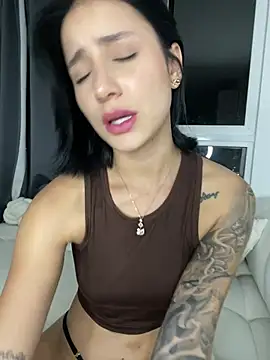 Ale Lewis online show from 01/04/25, 11:38