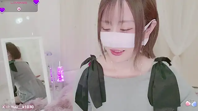 Snapshot of Yuu__k chatting on 02/04/25, 02:10 Yuu  k online show from 02/04/25, 02:10