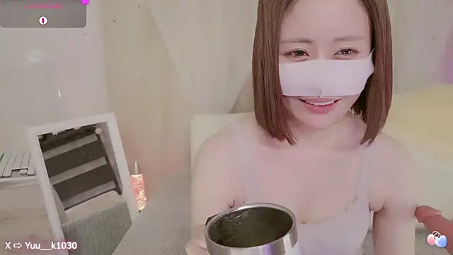 Snapshot of Yuu__k chatting on 02/28/25, 05:26 Yuu  k online show from 02/28/25, 05:26