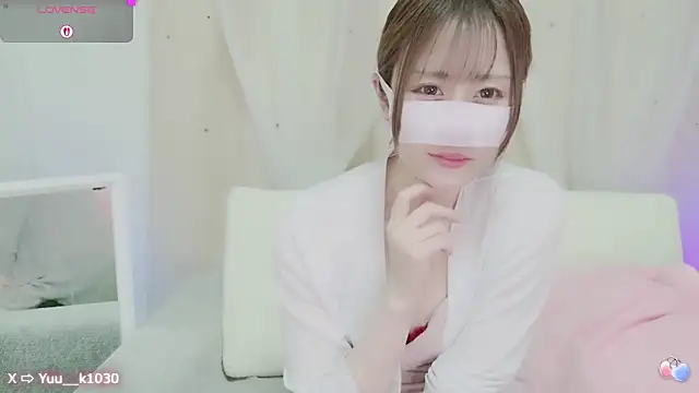 Snapshot of Yuu__k chatting on 03/03/25, 03:31 Yuu  k online show from 03/03/25, 03:31