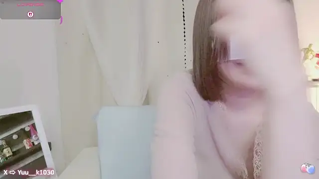 Snapshot of Yuu__k chatting on 03/19/25, 04:34 Yuu  k online show from 03/19/25, 04:34