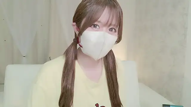 Snapshot of Yuu__k chatting on 09/22/25, 03:47 Yuu  k online show from 09/22/25, 03:47