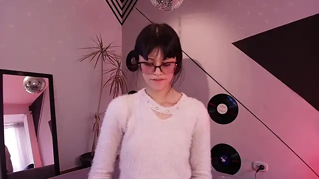 Snapshot of _Jessy_Moon_ chatting on 09/19/25, 07:36 Jessy Moon online show from 09/19/25, 07:36