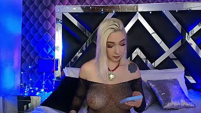 victoriaa lee  online show from 02/20/26, 07:58