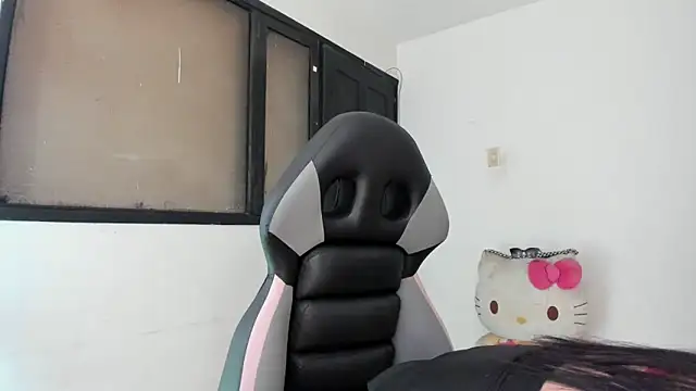 Snapshot of smile_sweetpao chatting on 02/14/25, 10:25 smile sweetpao online show from 02/14/25, 10:25