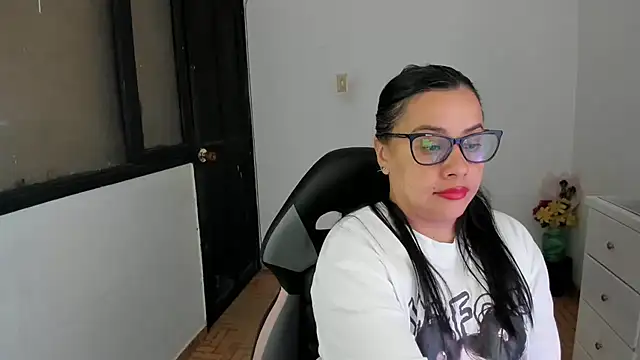 smile sweetpao online show from 11/01/25, 09:50