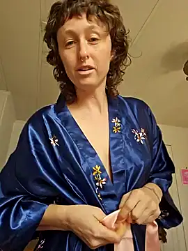 mossy kiss online show from 02/07/26, 03:38