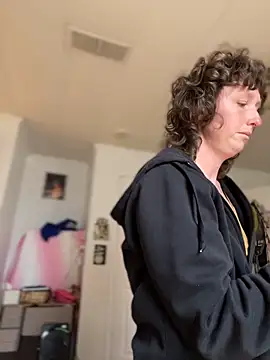 mossy kiss online show from 03/08/26, 04:44