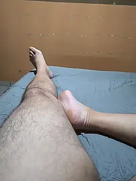 Snapshot of trimineiro_ chatting on 02/17/26, 04:09 trimineiro online show from 02/17/26, 04:09