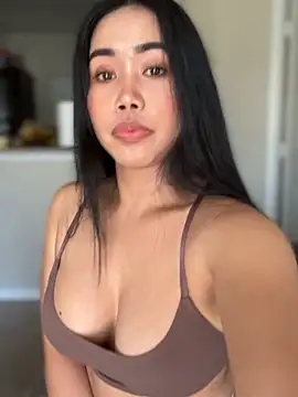 Snapshot of JazzieXo chatting on 12/09/24, 05:08 JazzieXo online show from 12/09/24, 05:08