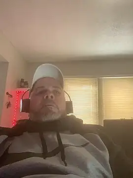 Snapshot of Cristian-Brayan chatting on 02/09/25, 04:40 Cristian-Brayan online show from 02/09/25, 04:40