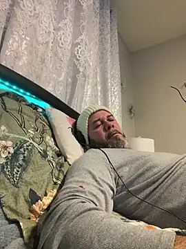 Snapshot of Cristian-Brayan chatting on 02/02/26, 11:36 Cristian-Brayan online show from 02/02/26, 11:36