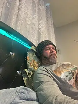 Snapshot of Cristian-Brayan chatting on 02/16/26, 09:00 Cristian-Brayan online show from 02/16/26, 09:00