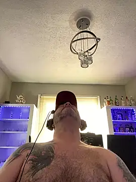 Snapshot of Cristian-Brayan chatting on 02/19/26, 04:03 Cristian-Brayan online show from 02/19/26, 04:03