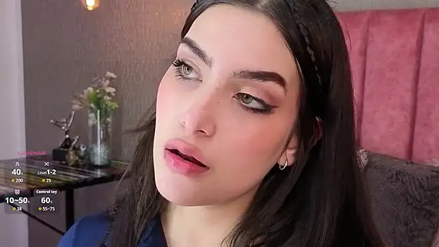 Alexa Thaylor  online show from 04/04/26, 05:43