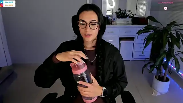 ImLui lu online show from 01/15/25, 12:51