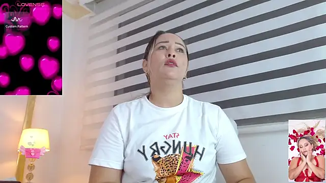 Snapshot of WANDAFOXX1 chatting on 02/13/25, 03:18 WANDAFOXX1 online show from 02/13/25, 03:18