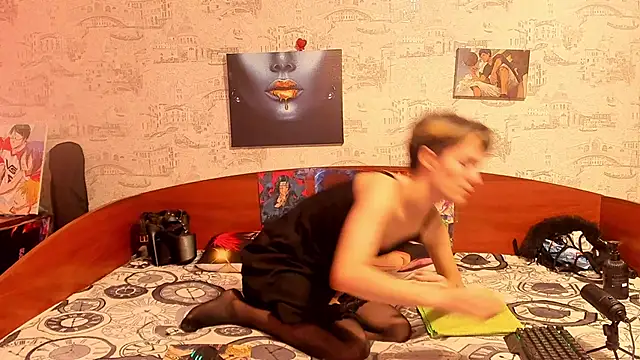 KagamiTayga online show from 09/24/25, 02:59