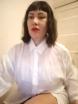 Snapshot of ROXOLANAA_SEXY chatting on 03/03/25, 09:26 ROXOLANAA SEXY online show from 03/03/25, 09:26