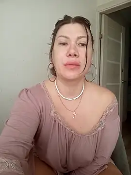 ROXOLANAA SEXY online show from 04/06/26, 06:58