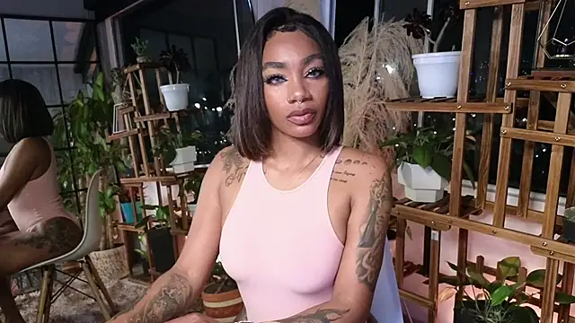 emely brandon online show from 12/12/24, 02:15