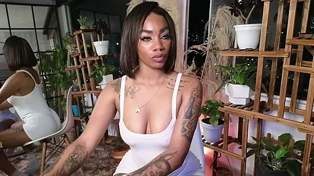 emely brandon online show from 12/14/24, 04:12