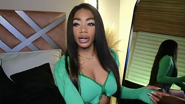 emely brandon online show from 01/25/25, 12:27