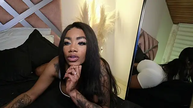 emely brandon online show from 01/25/25, 03:30