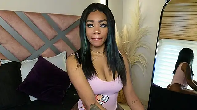 emely brandon online show from 03/11/25, 06:52