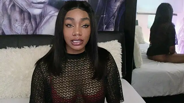 emely brandon online show from 09/18/25, 04:03