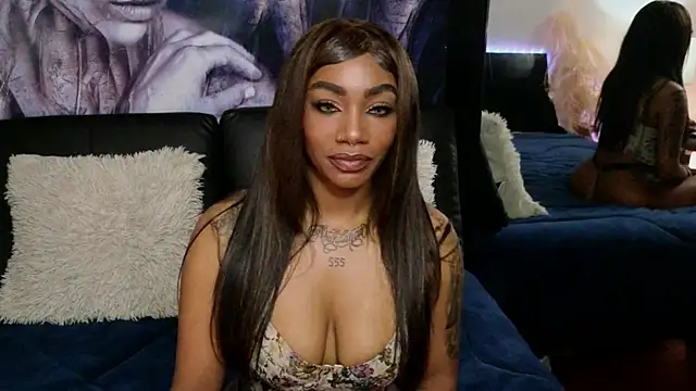 emely brandon online show from 10/23/25, 04:12