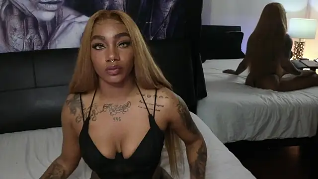 emely brandon online show from 11/20/25, 04:45