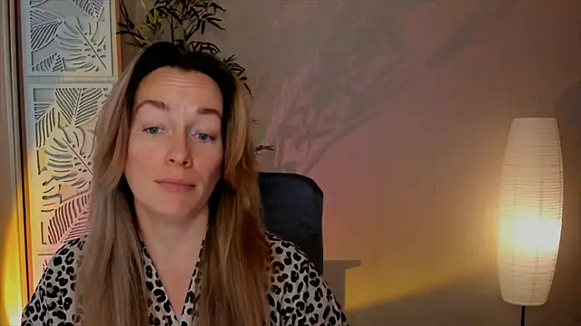 RebeccaMartinez online show from 02/11/26, 05:56