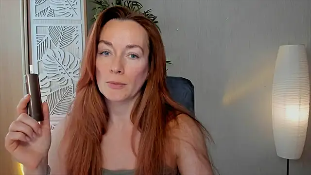 RebeccaMartinez online show from 04/05/26, 07:27