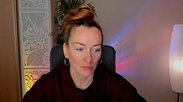 RebeccaMartinez online show from 05/01/26, 06:18