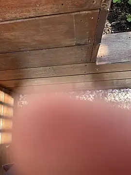 Snapshot of mattexhibe chatting on 03/01/25, 12:01 mattexhibe online show from 03/01/25, 12:01