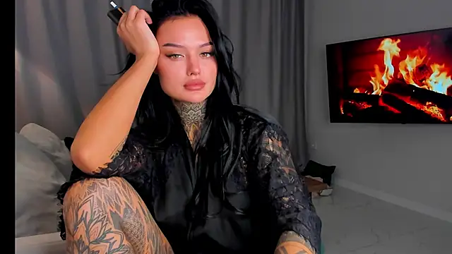 Snapshot of pantera_flashh chatting on 12/16/24, 12:48 pantera flashh online show from 12/16/24, 12:48