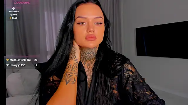 Snapshot of pantera_flashh chatting on 03/07/25, 01:29 pantera flashh online show from 03/07/25, 01:29