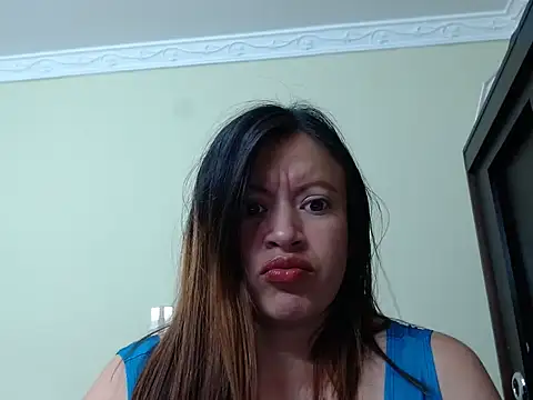 emilysamantha 8 online show from 11/21/25, 08:07