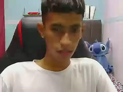 Angelstripboy online show from 04/26/26, 05:43