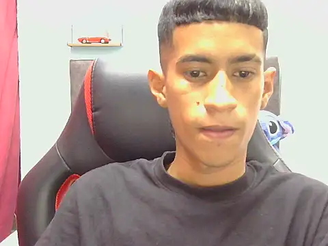 Angelstripboy online show from 05/29/26, 05:44