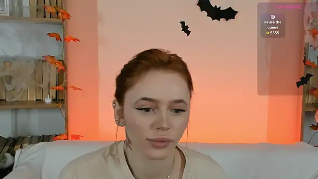 Phoenix Margo online show from 10/29/25, 03:31