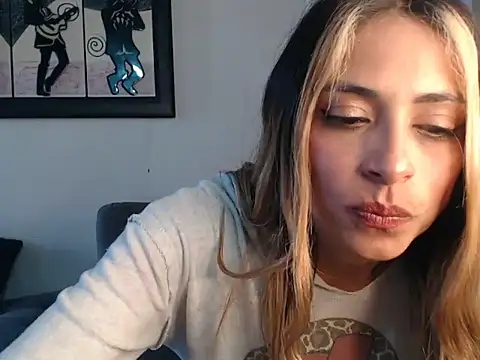 Liamiler01  online show from 03/11/25, 03:12